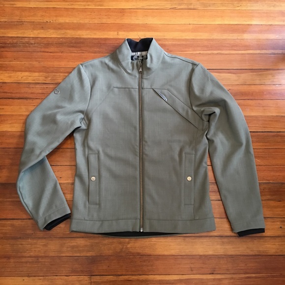 M Pearl iZUMi Bartlett Soft Shell Jacket - Picture 2 of 8